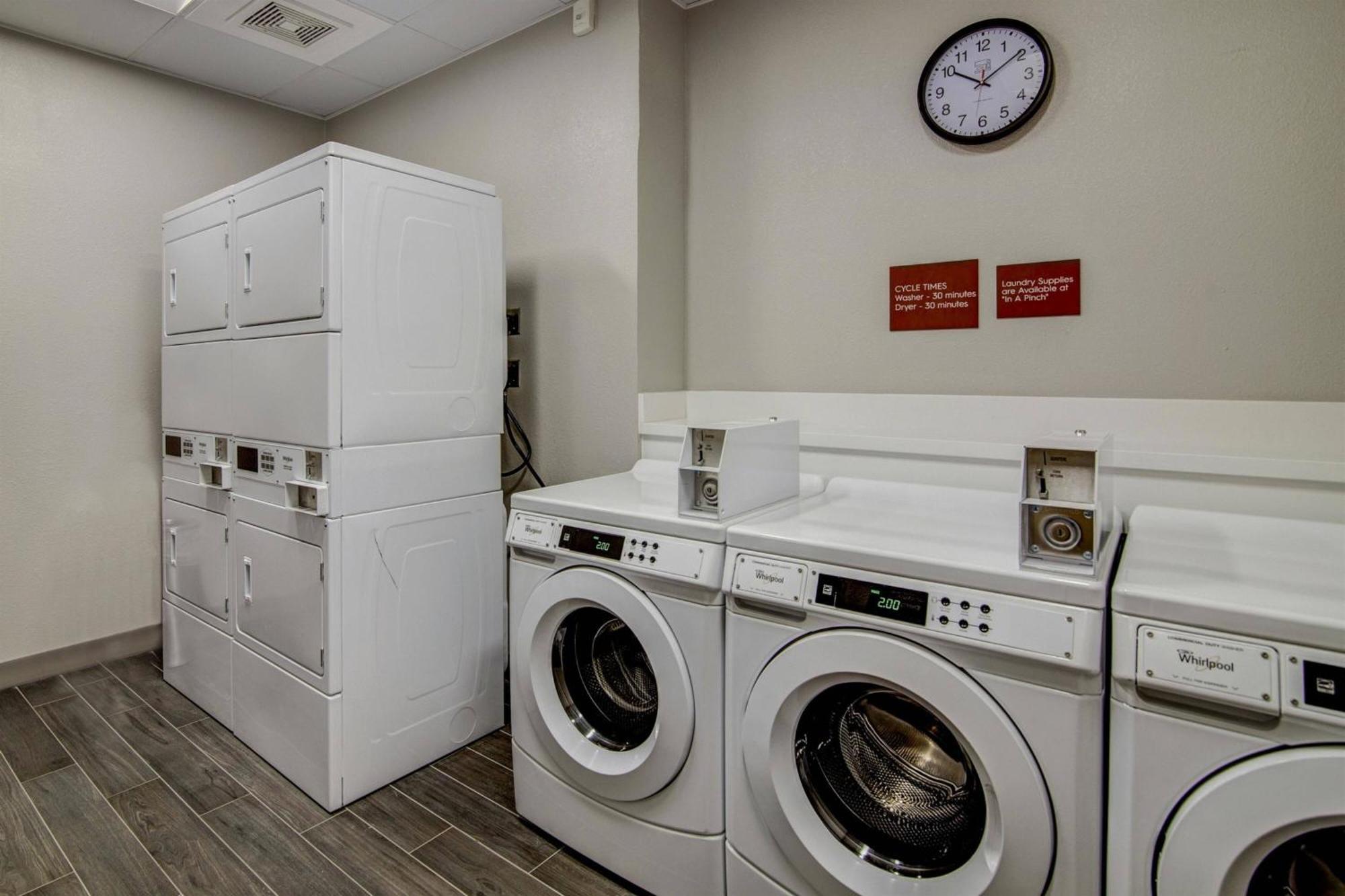 Towneplace Suites By Marriott Houston Hobby Airport Екстер'єр фото