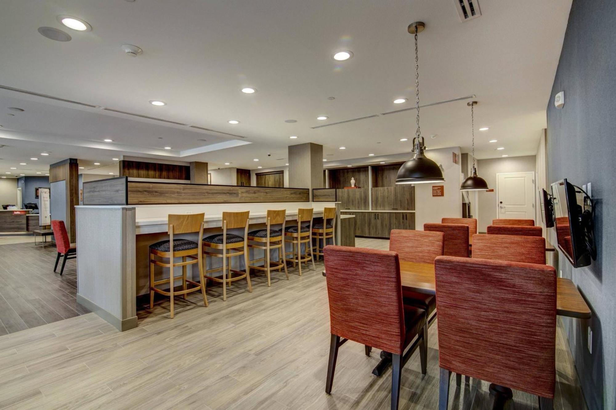 Towneplace Suites By Marriott Houston Hobby Airport Екстер'єр фото