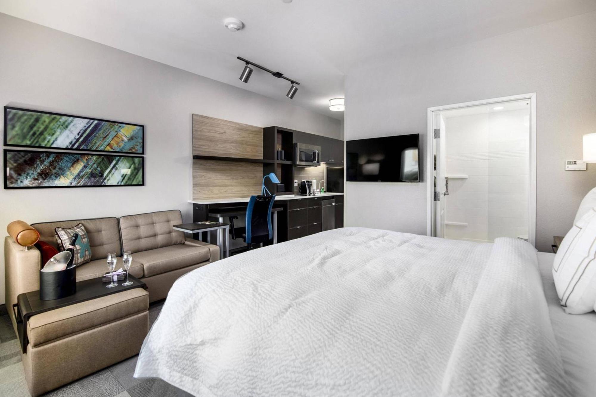 Towneplace Suites By Marriott Houston Hobby Airport Екстер'єр фото