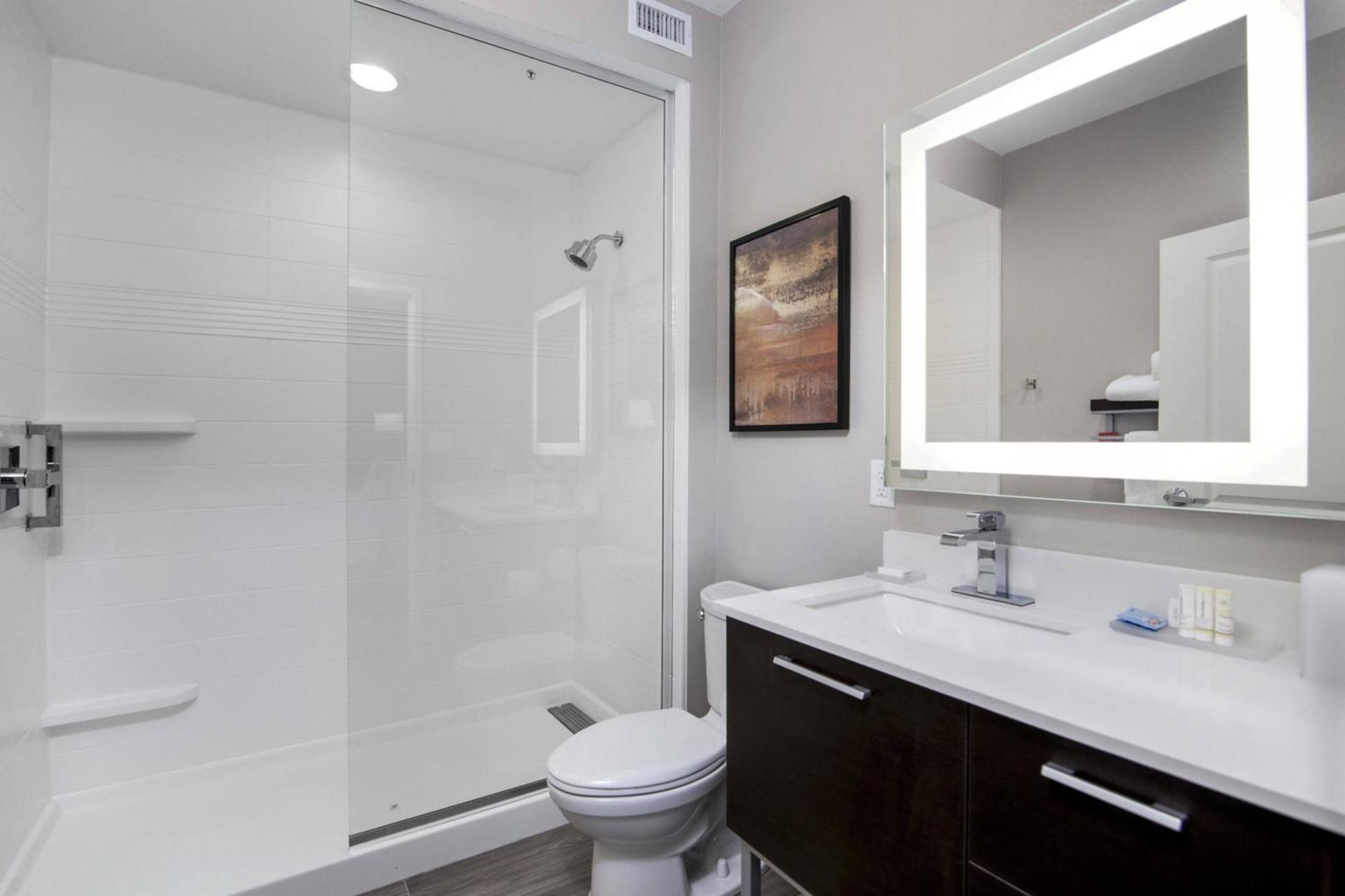 Towneplace Suites By Marriott Houston Hobby Airport Екстер'єр фото