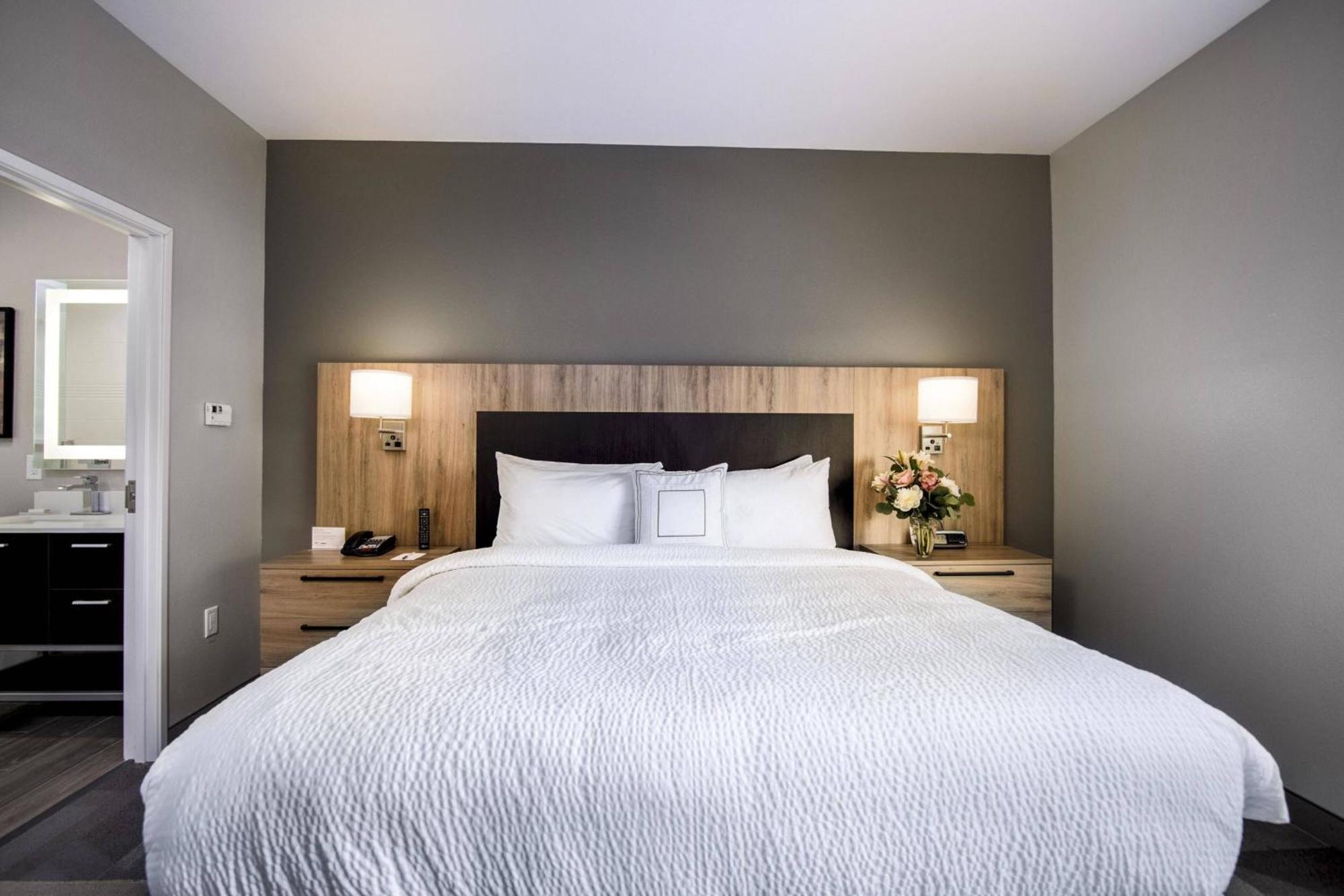 Towneplace Suites By Marriott Houston Hobby Airport Екстер'єр фото